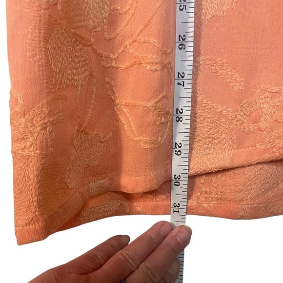 Soft Surroundings peach embroidered assymetrical hem tunic size M - Picture 8 of 11